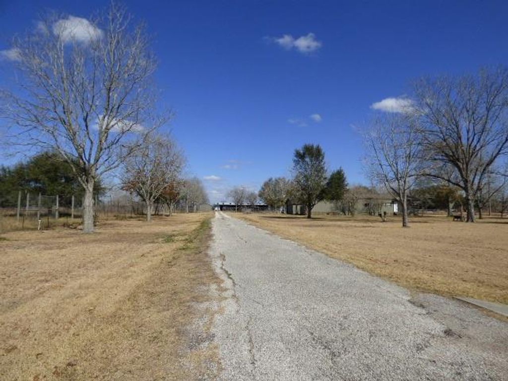 7909 Power Line Road, Richmond, TX 77469