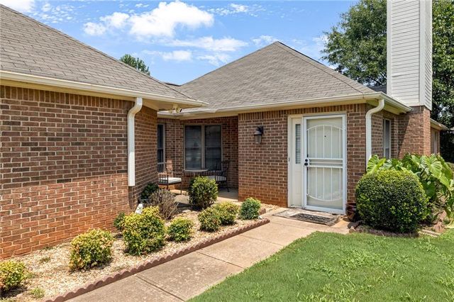 3357 Salem Cove Trail SE, Conyers, GA 30013