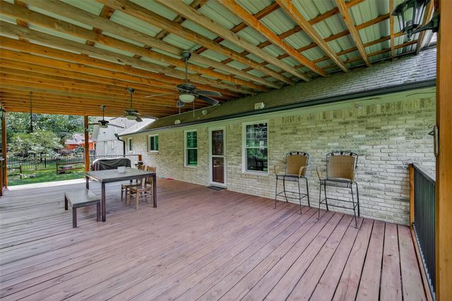 2103 Diane Street, Pinehurst, TX 77362
