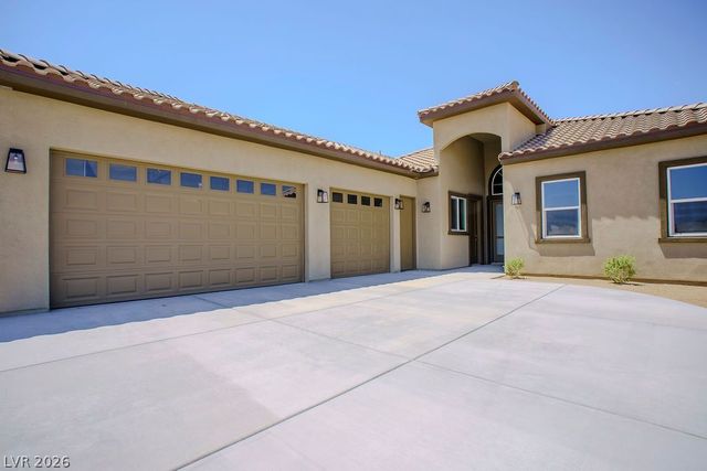1840 Old West Avenue, Pahrump, NV 89048