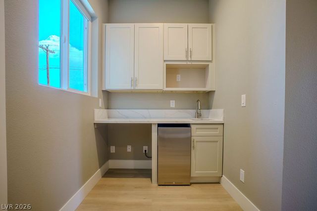 1840 Old West Avenue, Pahrump, NV 89048