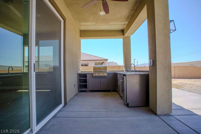 1840 Old West Avenue, Pahrump, NV 89048
