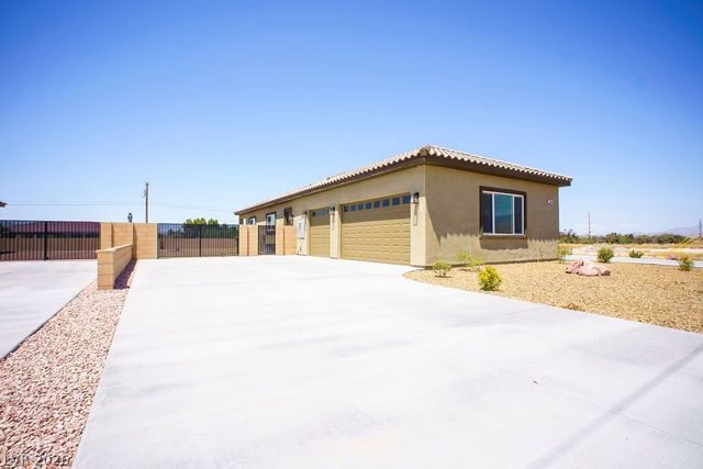 1840 Old West Avenue, Pahrump, NV 89048