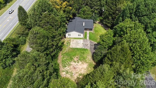 182 US 221 Business Extension N 3, Marion, NC 28752
