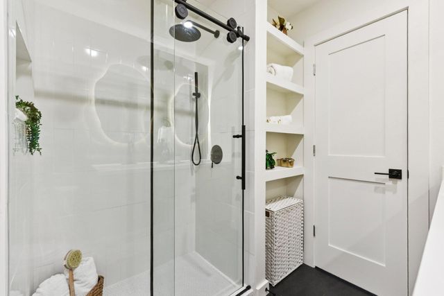 7503 Carriage DR, Austin, TX 78752