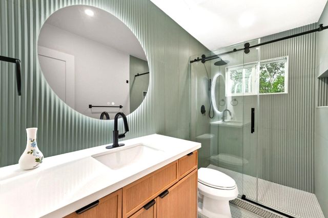 7503 Carriage DR, Austin, TX 78752