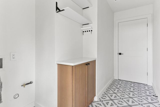 7503 Carriage DR, Austin, TX 78752