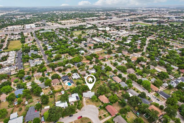 7503 Carriage DR, Austin, TX 78752