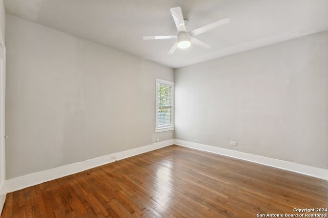 1031 SCHLEY AVE, San Antonio, TX 78210