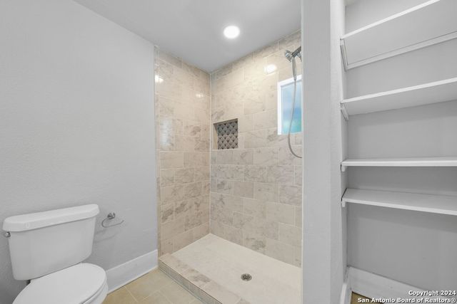 1031 SCHLEY AVE, San Antonio, TX 78210