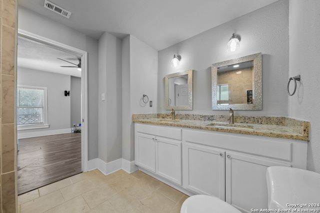 1031 SCHLEY AVE, San Antonio, TX 78210