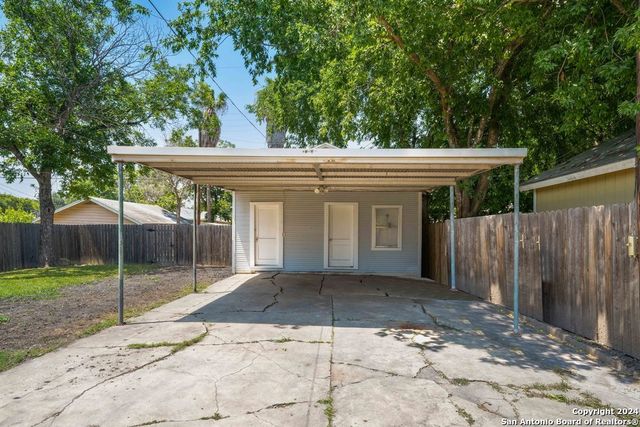 1031 SCHLEY AVE, San Antonio, TX 78210