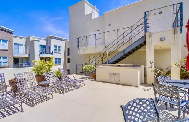 350 K St 308, San Diego, CA 92101
