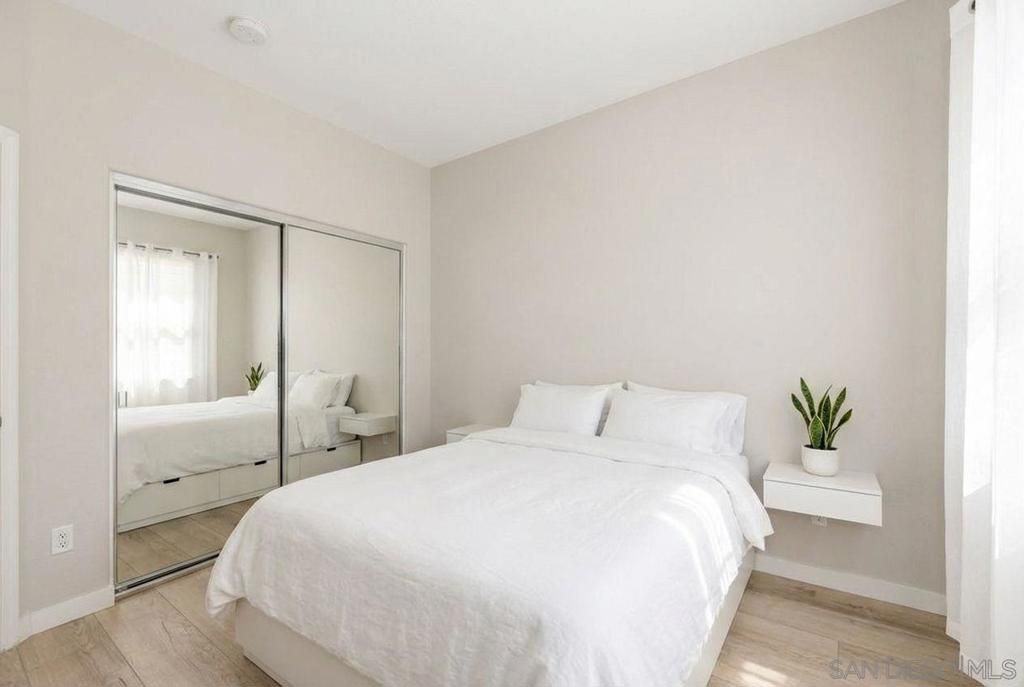 Image 10 of property listing at 350 K St 308, San Diego, CA 92101