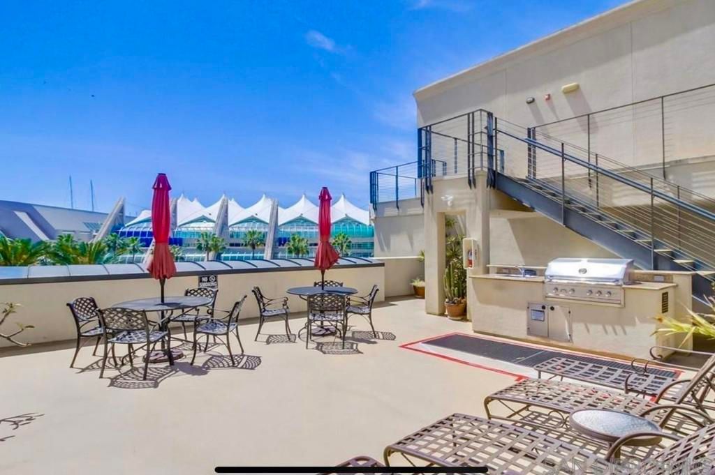 Image 15 of property listing at 350 K St 308, San Diego, CA 92101