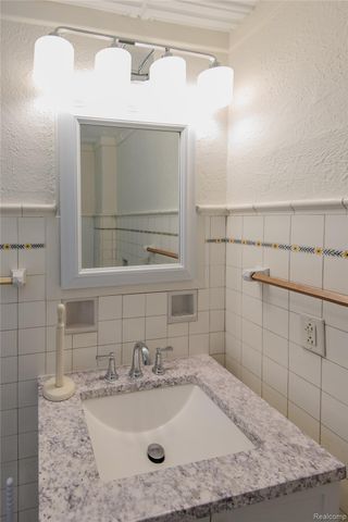 751 Dupont Street, Flint, MI 48504