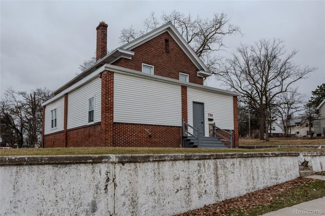 751 Dupont Street, Flint, MI 48504