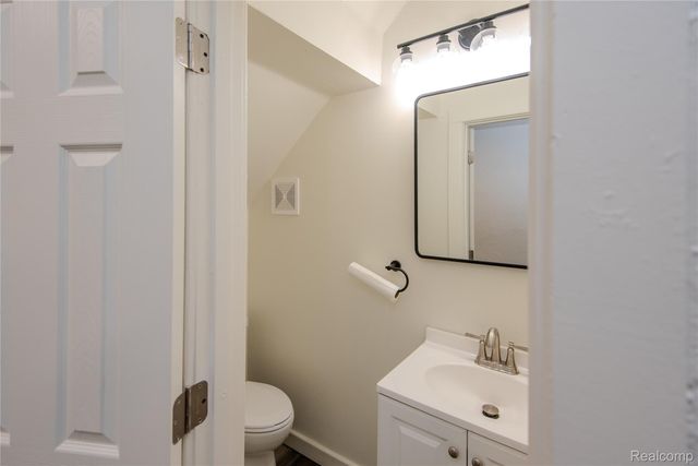 751 Dupont Street, Flint, MI 48504