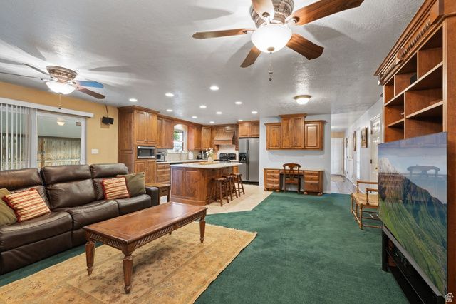 4840 S QUAILSTONE CIR, Taylorsville, UT 84118