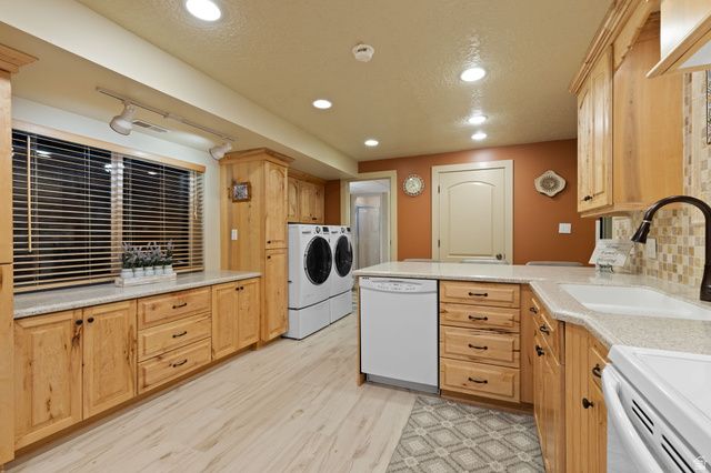 4840 S QUAILSTONE CIR, Taylorsville, UT 84118