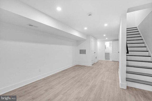 10 W POMONA ST, Philadelphia, PA 19144