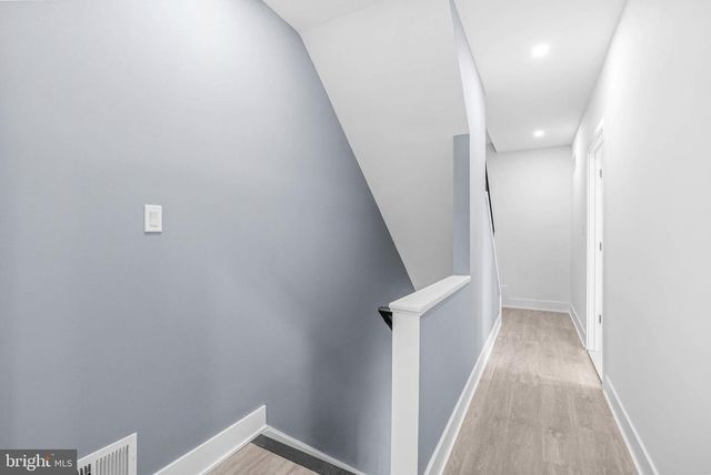 10 W POMONA ST, Philadelphia, PA 19144