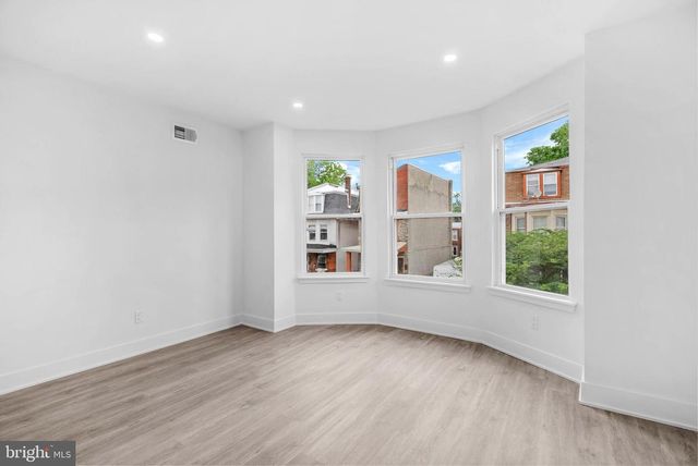 10 W POMONA ST, Philadelphia, PA 19144