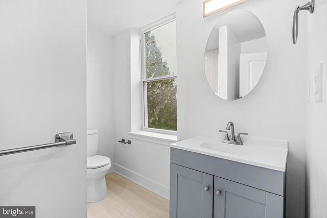 10 W POMONA ST, Philadelphia, PA 19144