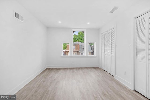 10 W POMONA ST, Philadelphia, PA 19144