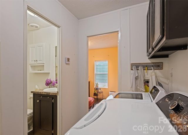 17 King Drive, Leicester, NC 28748