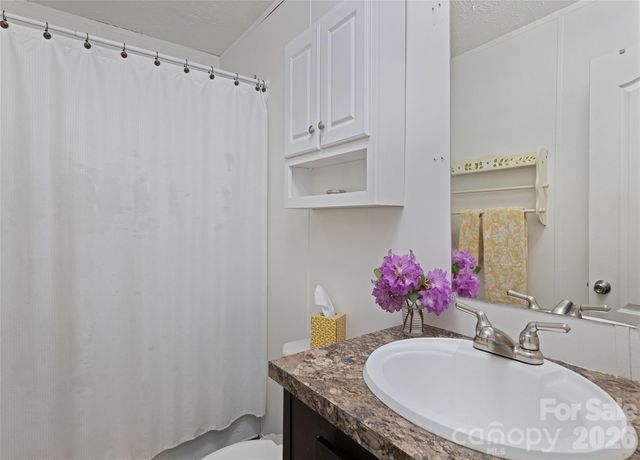 17 King Drive, Leicester, NC 28748