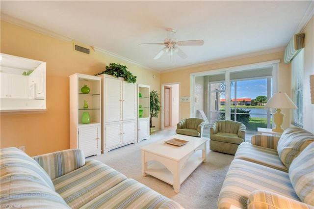 2555 Aspen Creek LN 102, Naples, FL 34119