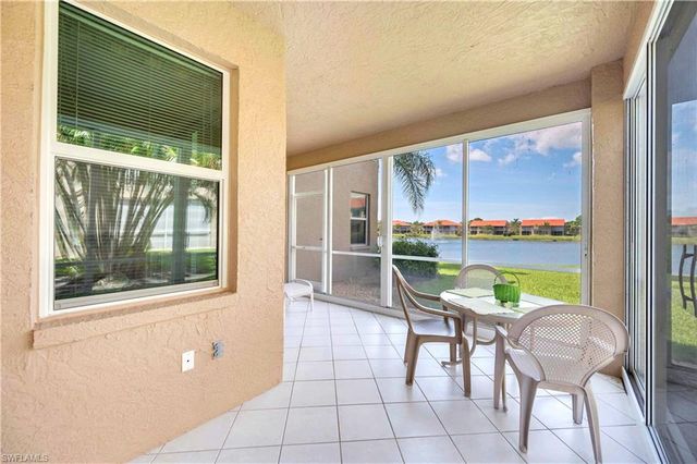 2555 Aspen Creek LN 102, Naples, FL 34119