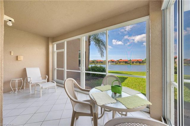 2555 Aspen Creek LN 102, Naples, FL 34119