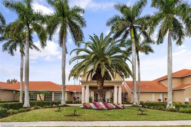 2555 Aspen Creek LN 102, Naples, FL 34119