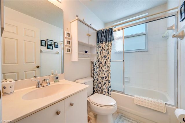 2555 Aspen Creek LN 102, Naples, FL 34119