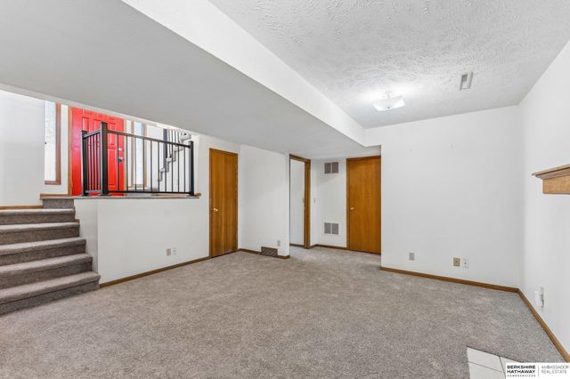 5005 N 126th Street, Omaha, NE 68164