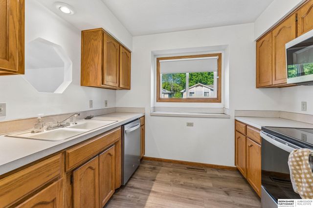 5005 N 126th Street, Omaha, NE 68164