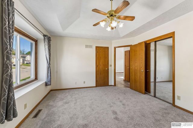 5005 N 126th Street, Omaha, NE 68164