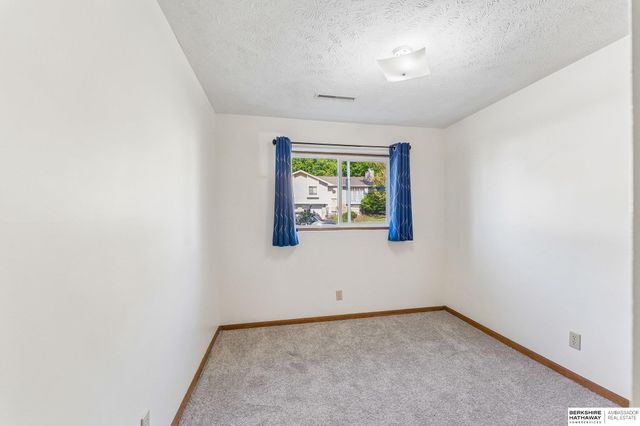 5005 N 126th Street, Omaha, NE 68164