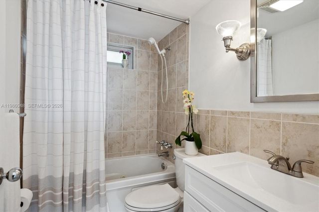 9101 E Bay Harbor Dr 404, Bay Harbor Islands, FL 33154