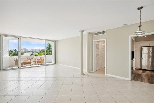 9101 E Bay Harbor Dr 404, Bay Harbor Islands, FL 33154