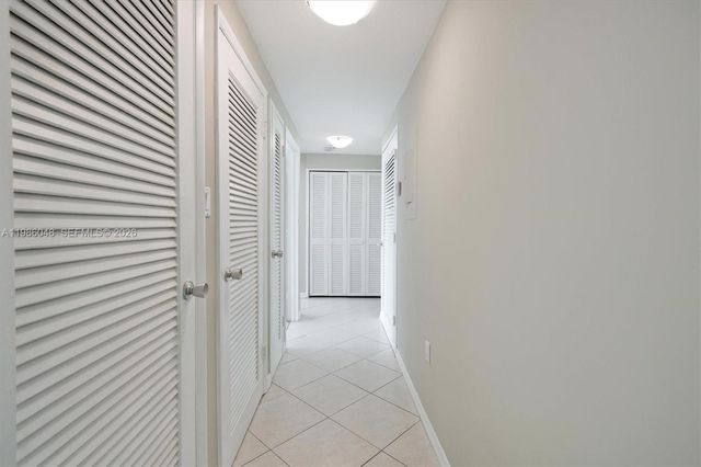 9101 E Bay Harbor Dr 404, Bay Harbor Islands, FL 33154