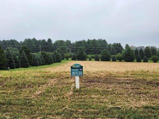 L124 Blue Victoria Drive, Sun Prairie, WI 53590