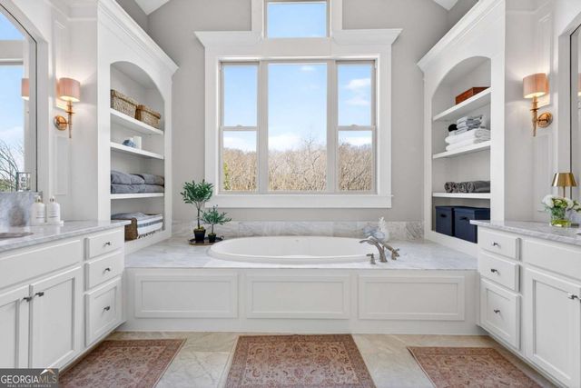 3114 Heybridge Lane, Milton, GA 30004