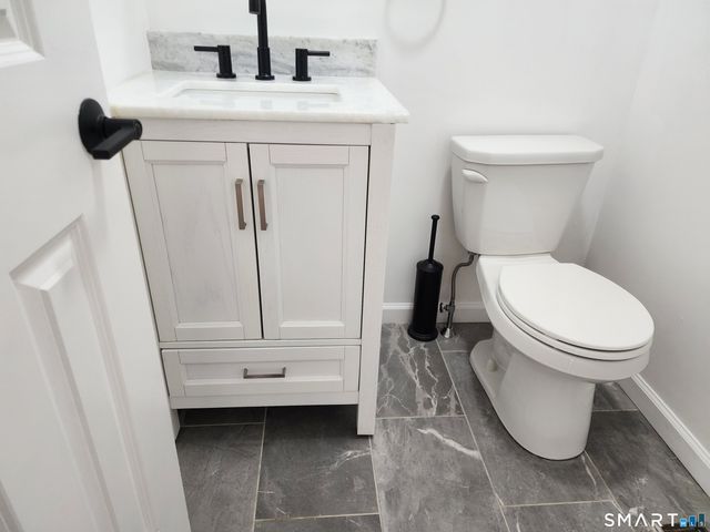 71 Towne House Road 71, Hamden, CT 06514