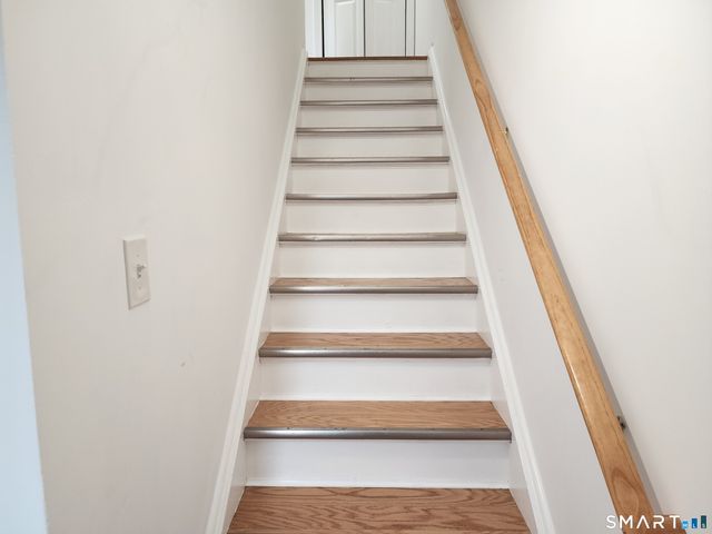 71 Towne House Road 71, Hamden, CT 06514