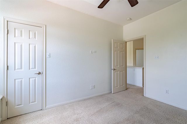 1101 E Parmer LN 121, Austin, TX 78753