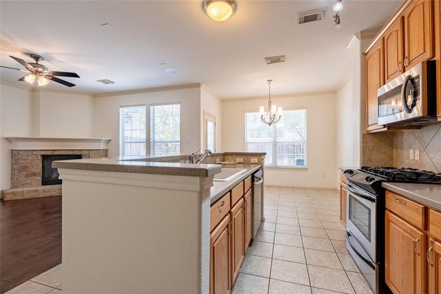 1101 E Parmer LN 121, Austin, TX 78753