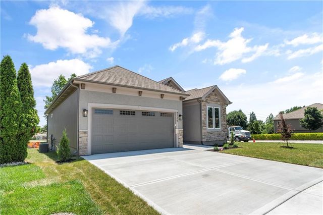 4225 NE Park Springs Drive, Lee's Summit, MO 64064